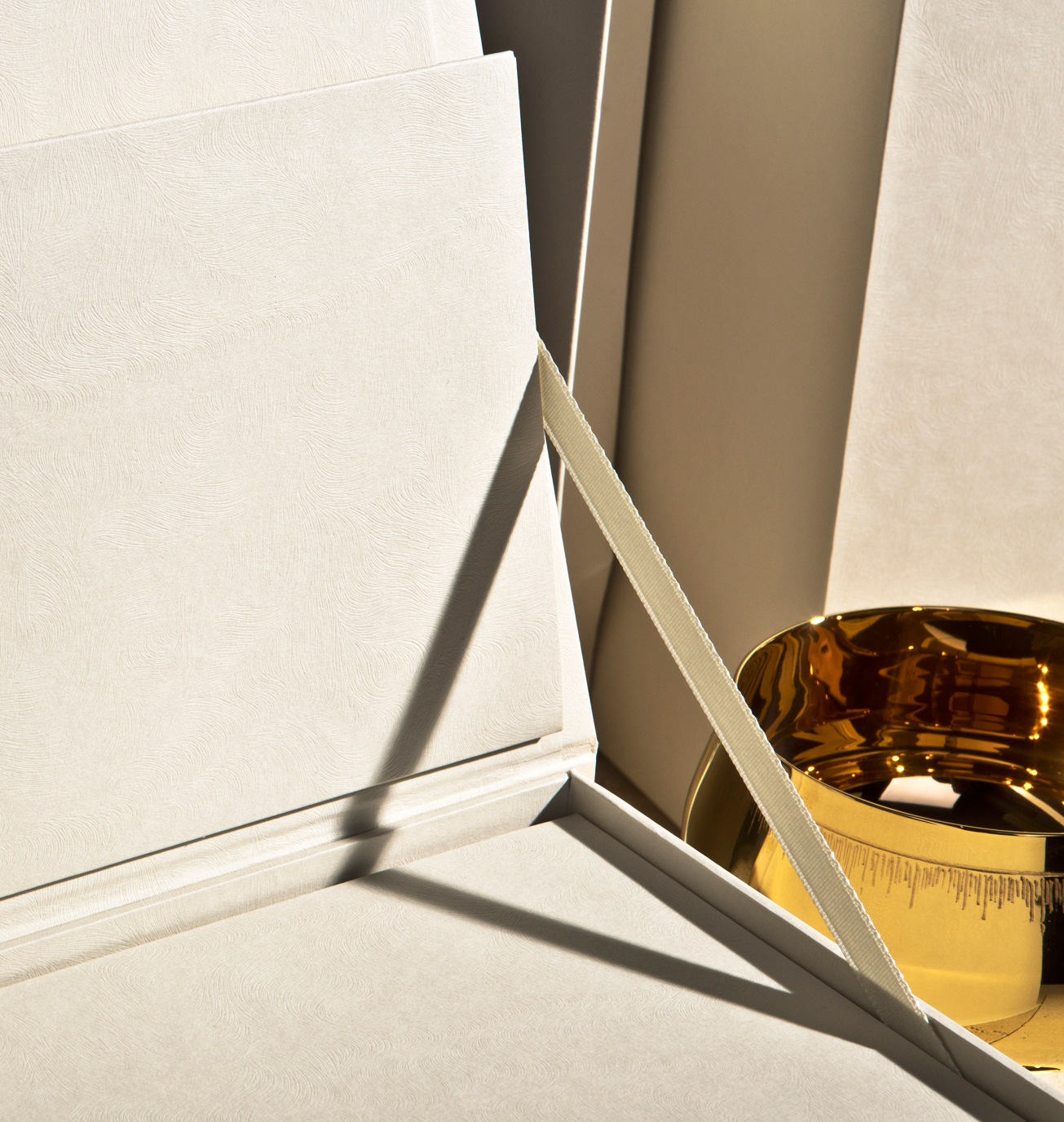 zografov mist ribbon stop luxury gift packaging set zografov mist