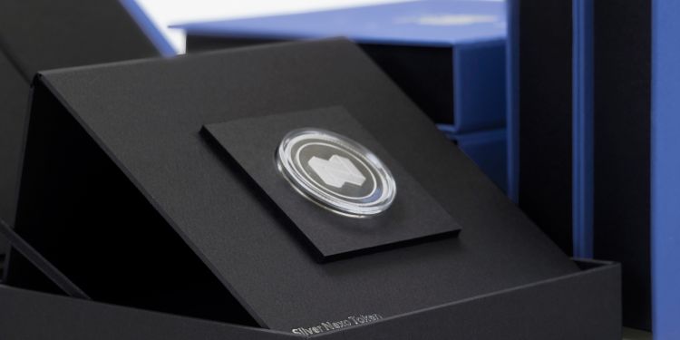 Corporate-gift-box-token-display-Nexo-01 custom token display box