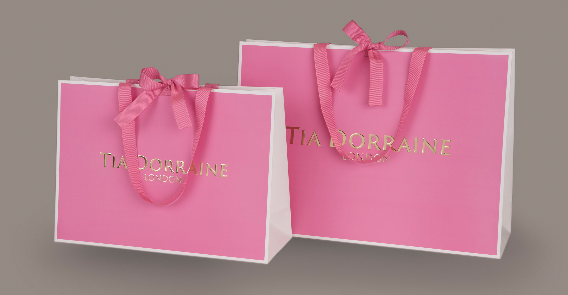 Luxury-paper-bag-for-fine-garments-Tia-Dorraine-01-3 Premium Paper Bag with Ribbons Tia Dorraine