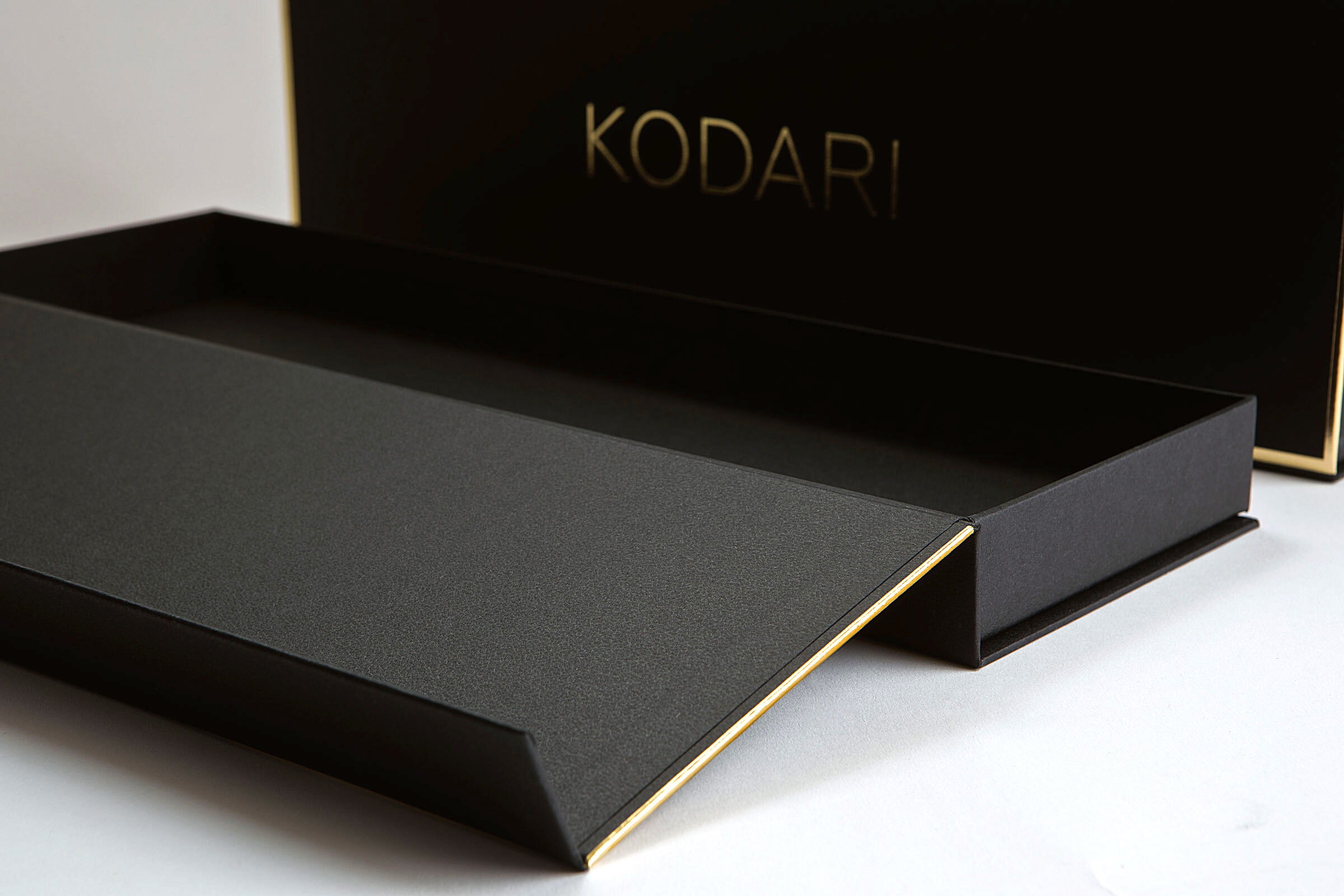 magnteic box kodari magnetic rigid boxes luxury box design-Kodari
