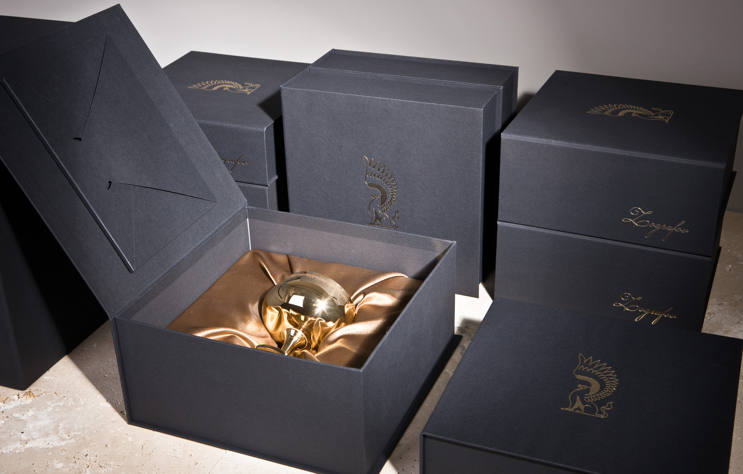 Zografov black and gold 04