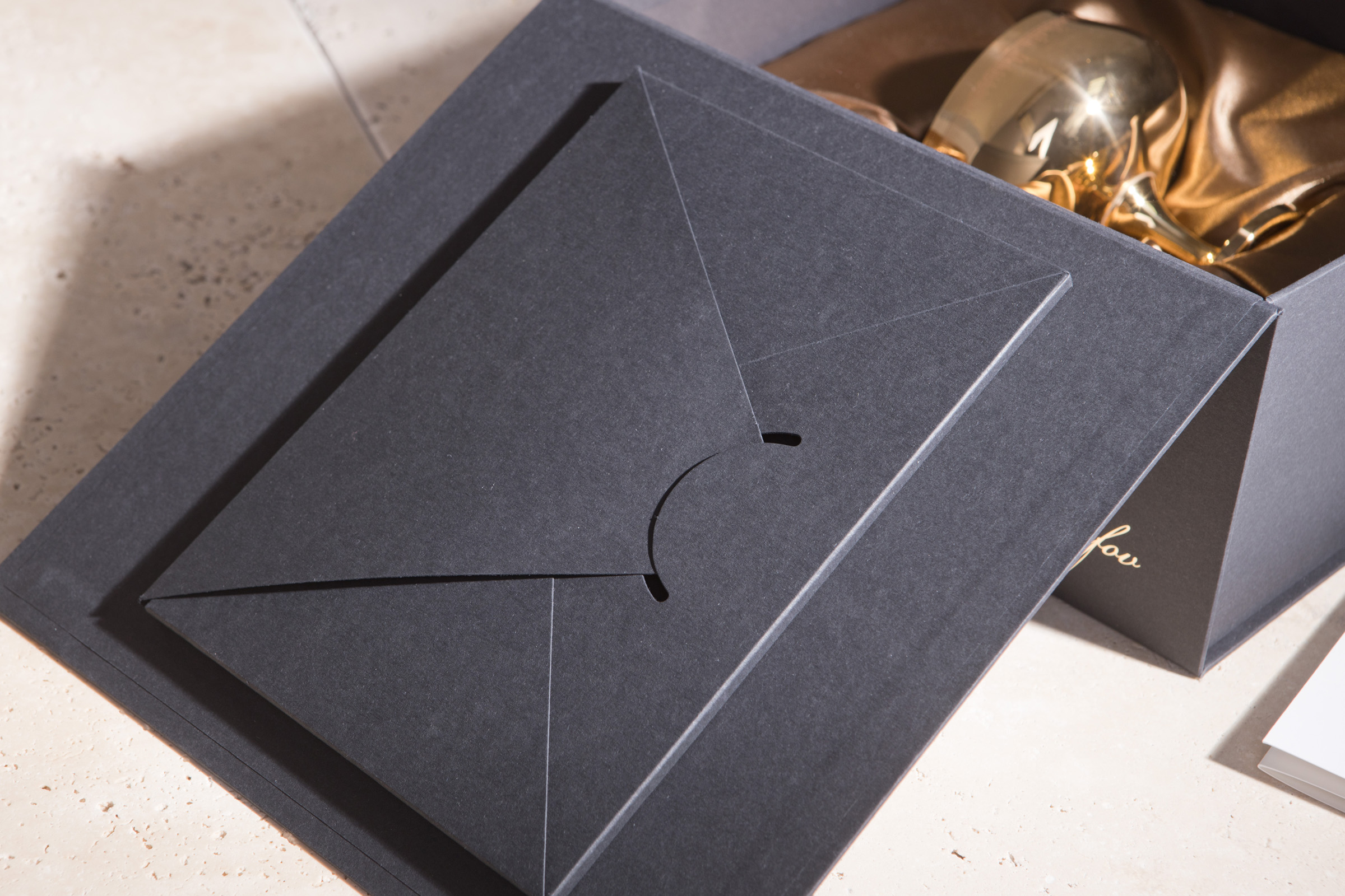 Zografov black and gold 08 envelope