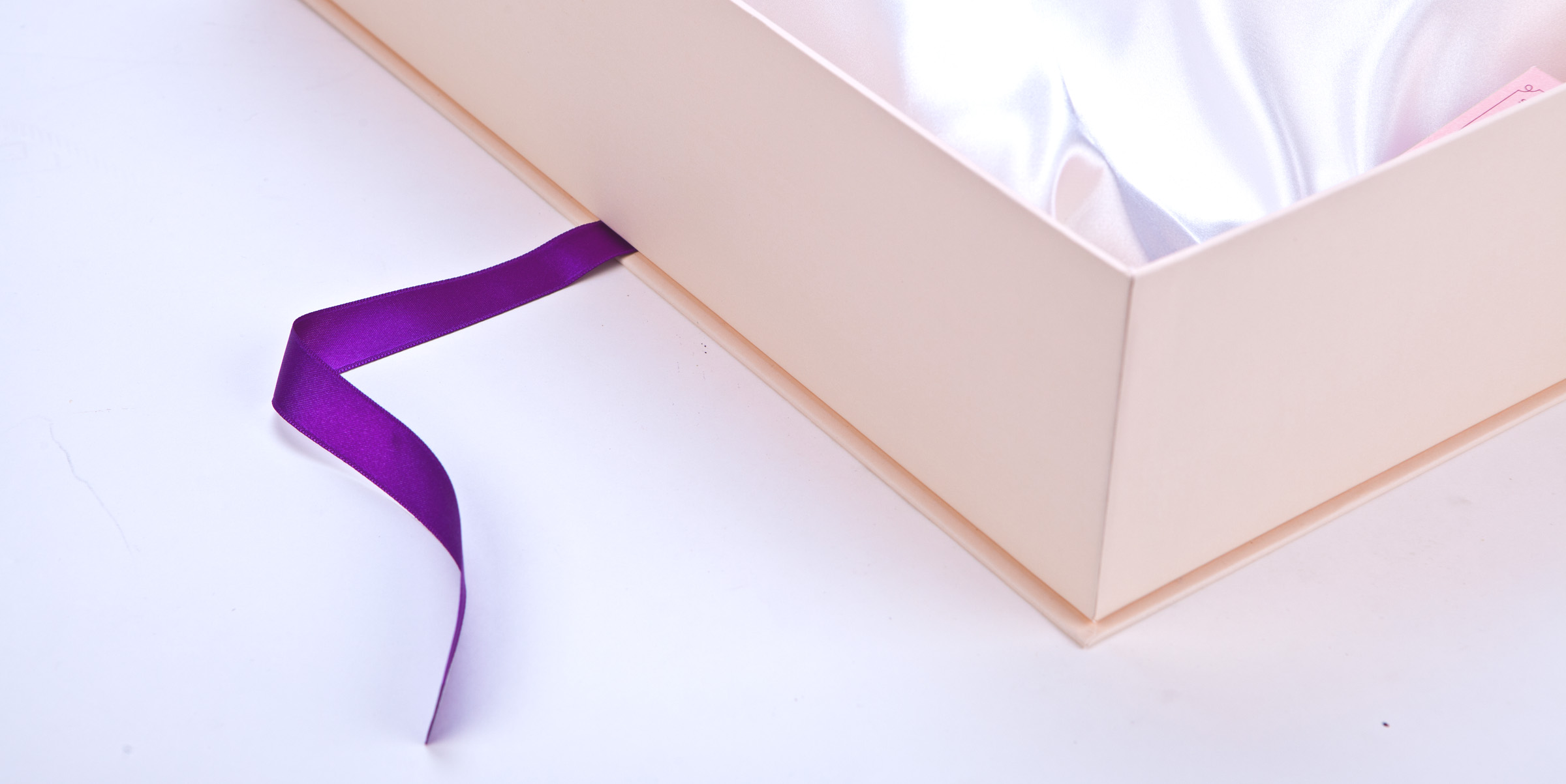 beauty sleep custom e-commerce box 6